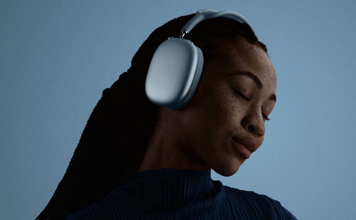 AirPods Max 2 now available for pre-order with early April delivery